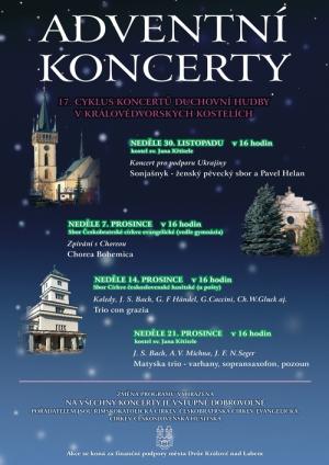 Kostel s vánoční výzdobou